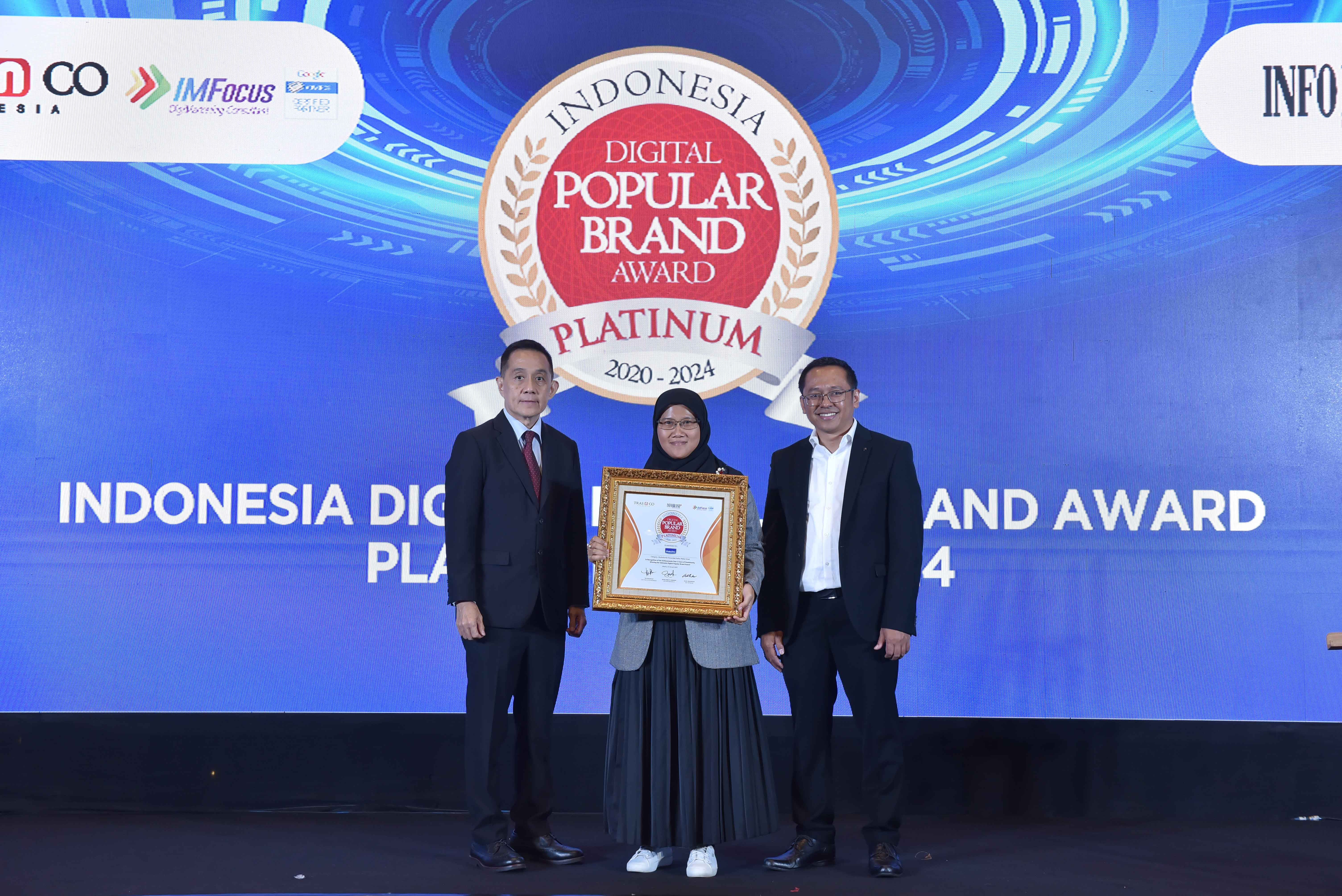 Vitabumin Meraih Indonesia Digital Popular Brand Award Platinum 2020-2024