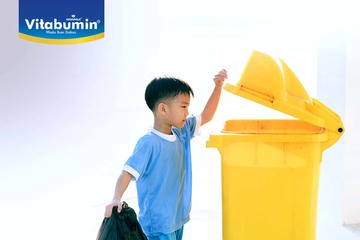 Membiasakan Si Kecil Membuang Sampah. Kira-Kira Harus Dimulai Dari Mana Ya?